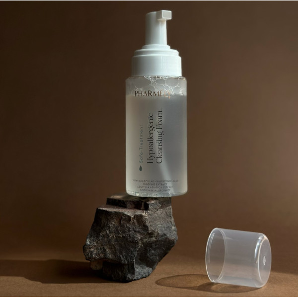 Відновлююча гіпоаллергенна пінка для демакіяжу Hypoallergenic Cleansing Foam