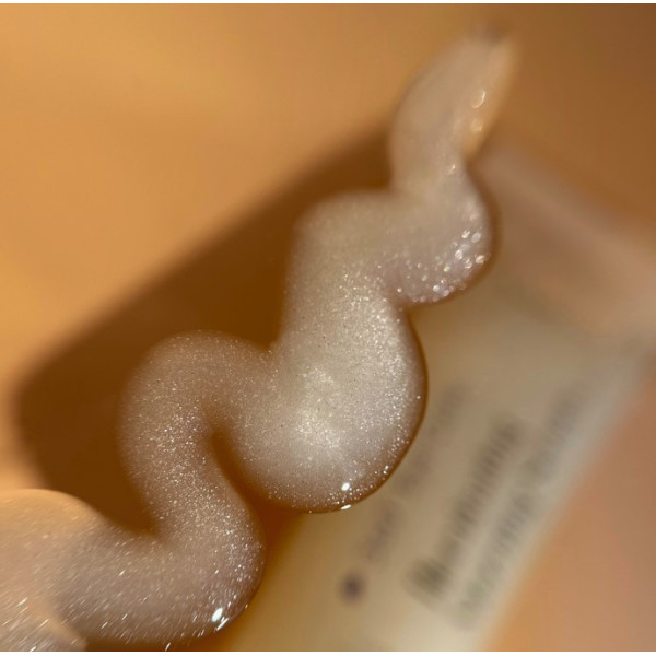 Освітлювальна сироватка від набряків та синців під очима Illuminating Morning Serum