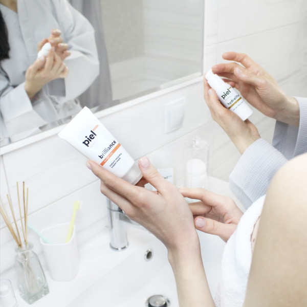 Hydralifter Serum Зволожуюча сироватка з ліфтинг-ефектом